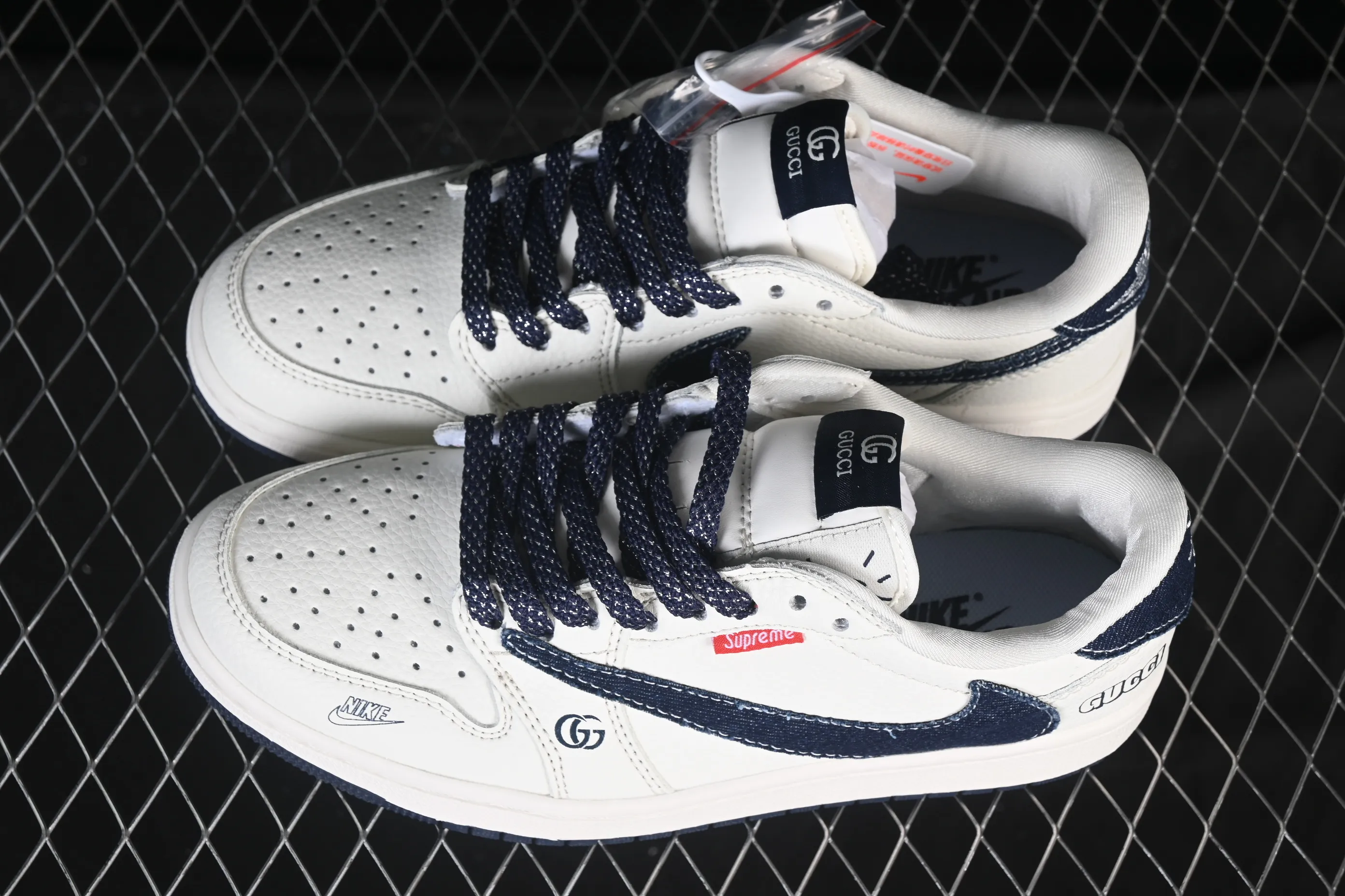All categories Air Jordan Jordan series basketball shoes Air Jordan 1 Low High-end customized low-top sneakers Travis Scott x Fragment Design x Air Jordan 1 Low OG SP AJ1 Joe 1 joint beige denim low-top cultural casual sneakers JW1188-148